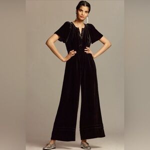 NWT! Anthropologie Black The Somerset Jumpsuit: Velvet Edition - Size XXS 🏀
